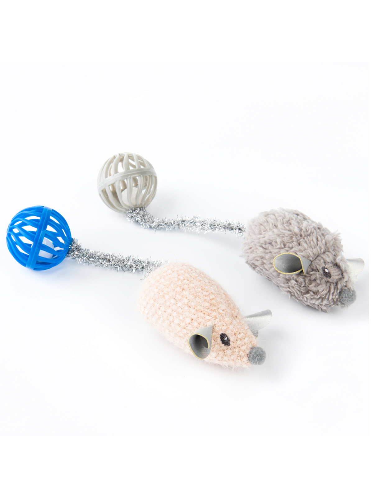 MPG brands Игрушка Petpark для кошек Мышки с хвостами-шариками с кошачьей мятой (2 шт в комплекте)