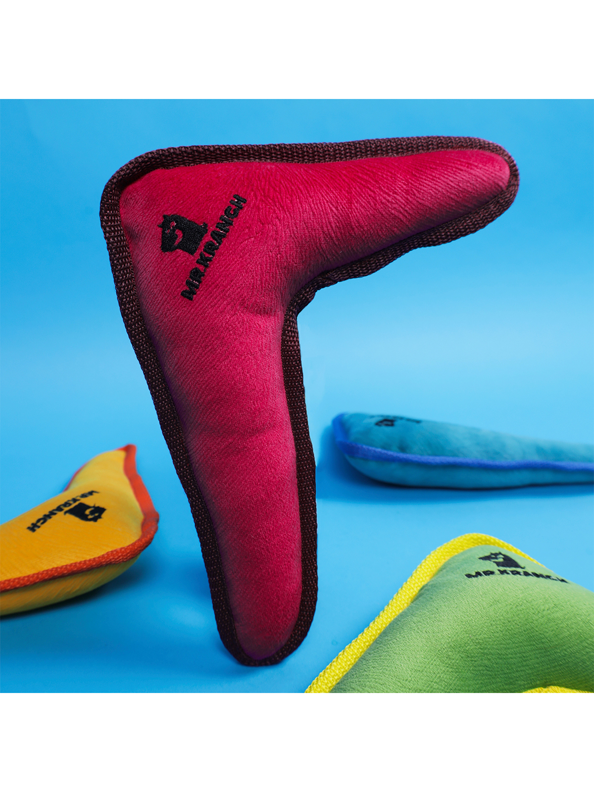 Игрушка Mr.Kranch для собак мелких и средних пород Бумеранг с пищалкой 22х19х4,5см, розовый